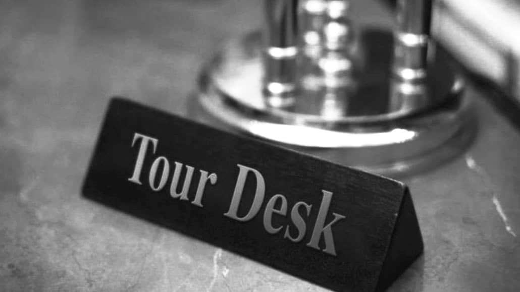 Tour Desk là gì?