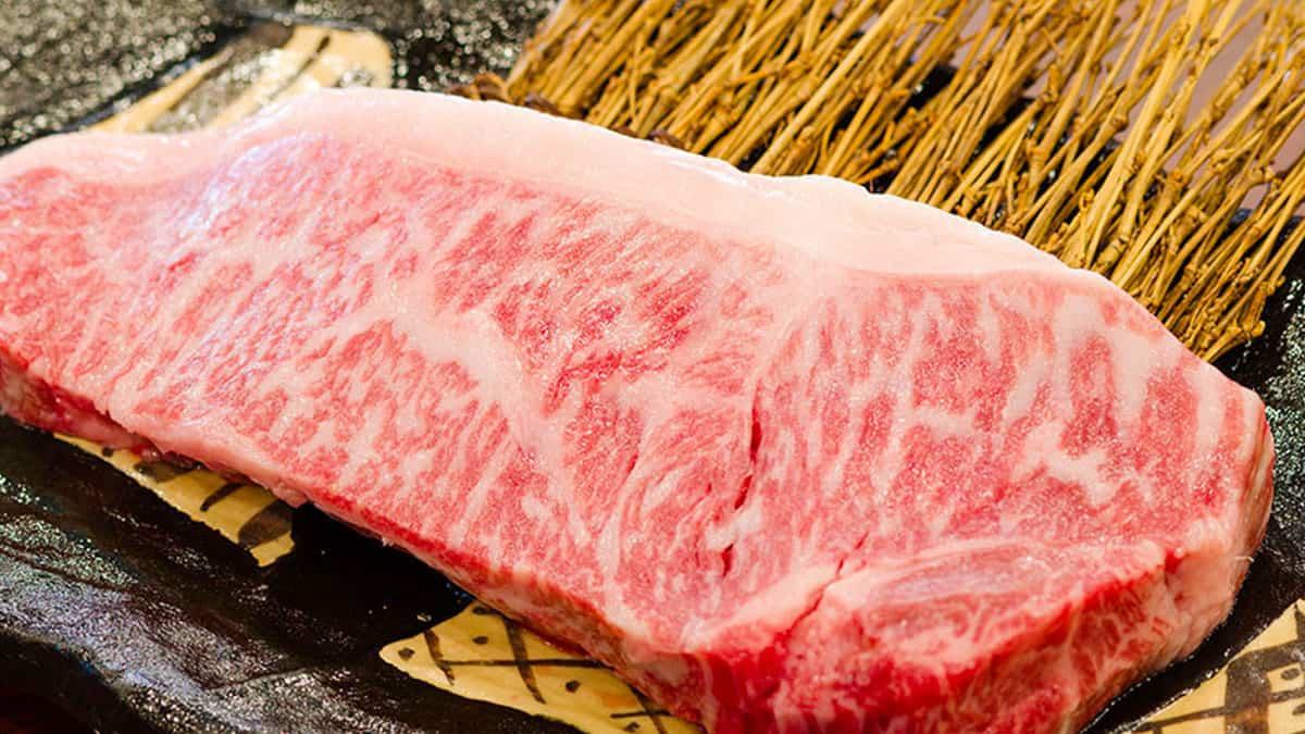Nên nướng bò Kobe theo cách nào thì thơm ngon chuẩn vị nhất?