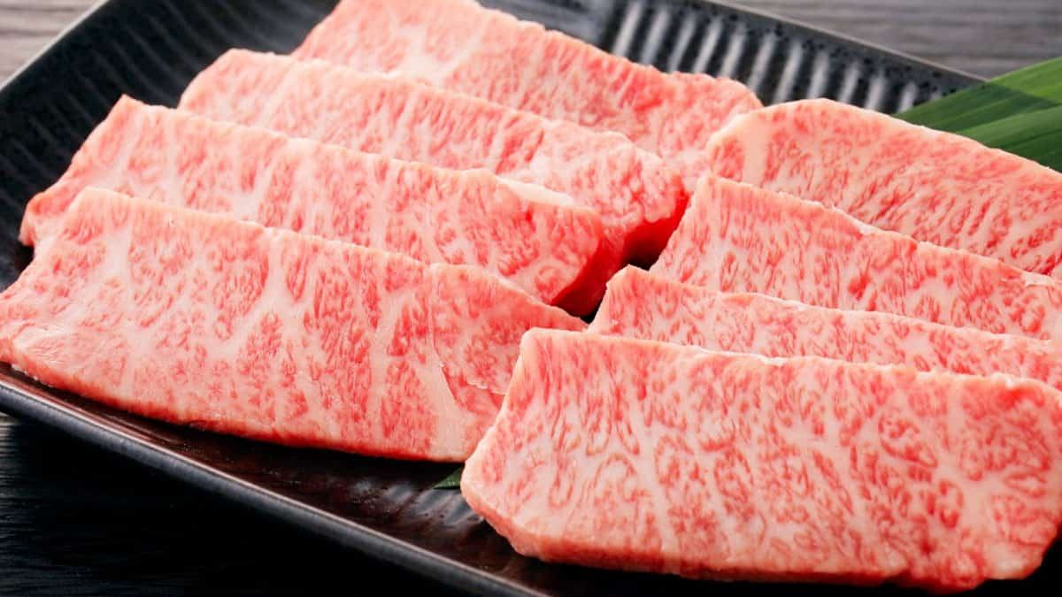 Thị bò Kobe là gì? Tại sao thịt bò Kobe được nhiều người yêu thích